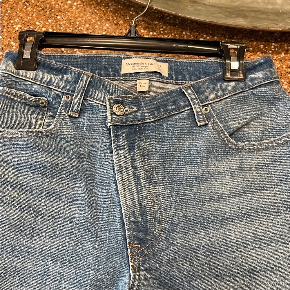 Abercrombie & Fitch 90’s straight Ultra High Rise Blue Jeans Curve Love size 27 - Picture 5 of 6